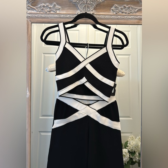 Cider, Black and White Set, Size Small, Crop Top/Wide Leg Pants - Picture 4 of 11